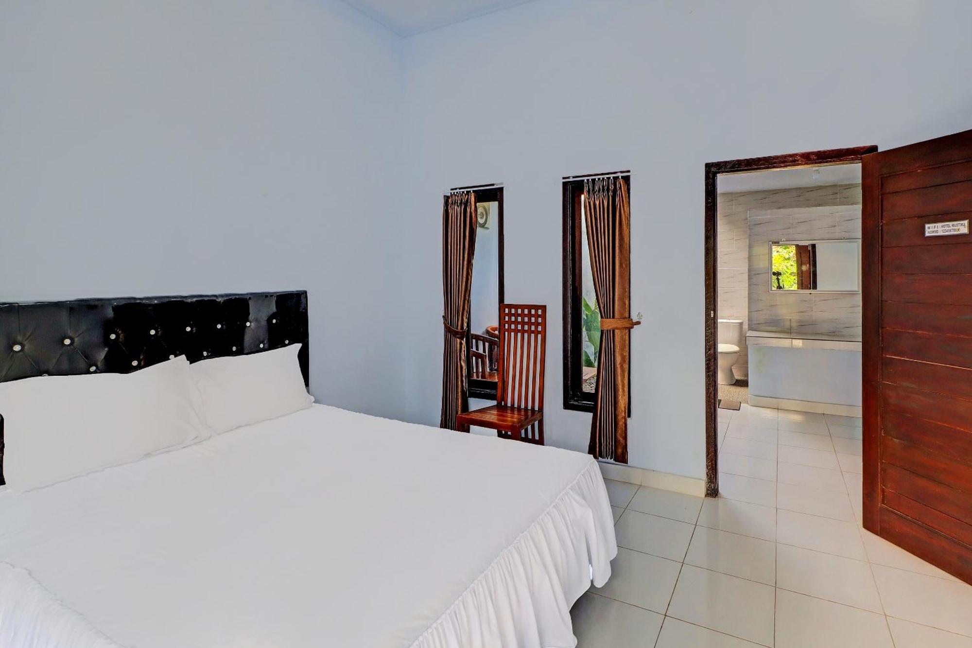 Oyo 92401 Hotel Mustika Negara  Dış mekan fotoğraf